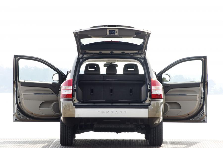  Jeep Compass 2007 года  (фото 63 из 100)